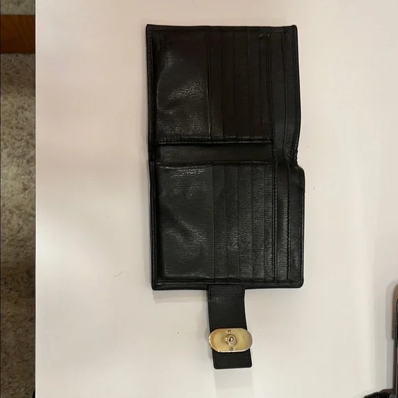 Gucci Black Leather Wallet - Picture 2 of 9